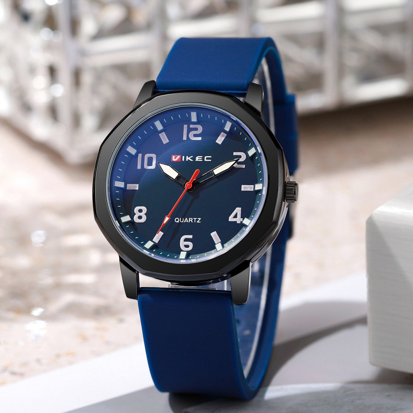 Fashion Trend For Both Male And Female Watch - E. M. E. LLC0